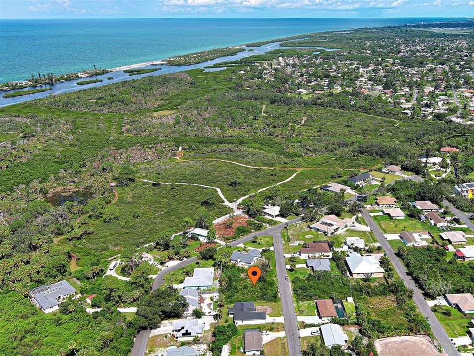 待售: $79,900 (0.18 acres)