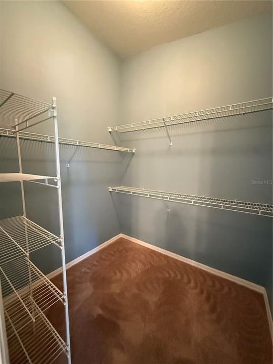 Active With Contract: $298,000 (3 beds, 2 baths, 1636 Square Feet)