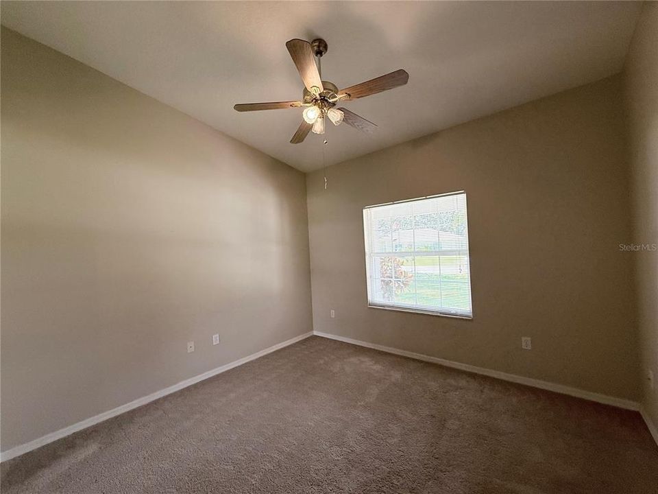 Active With Contract: $298,000 (3 beds, 2 baths, 1636 Square Feet)