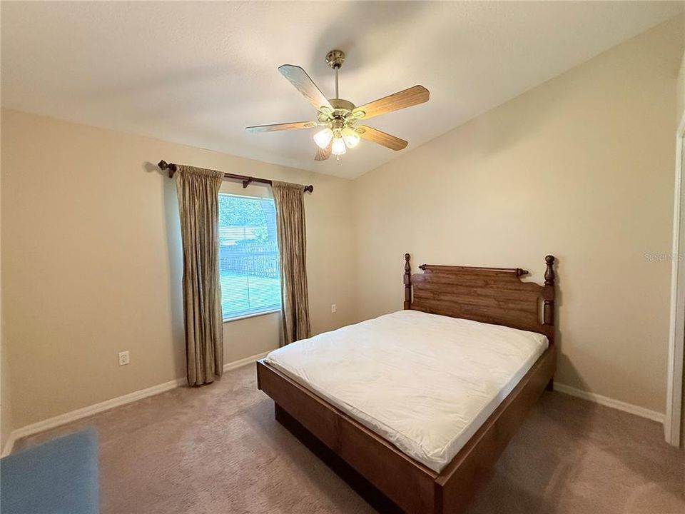 Active With Contract: $298,000 (3 beds, 2 baths, 1636 Square Feet)