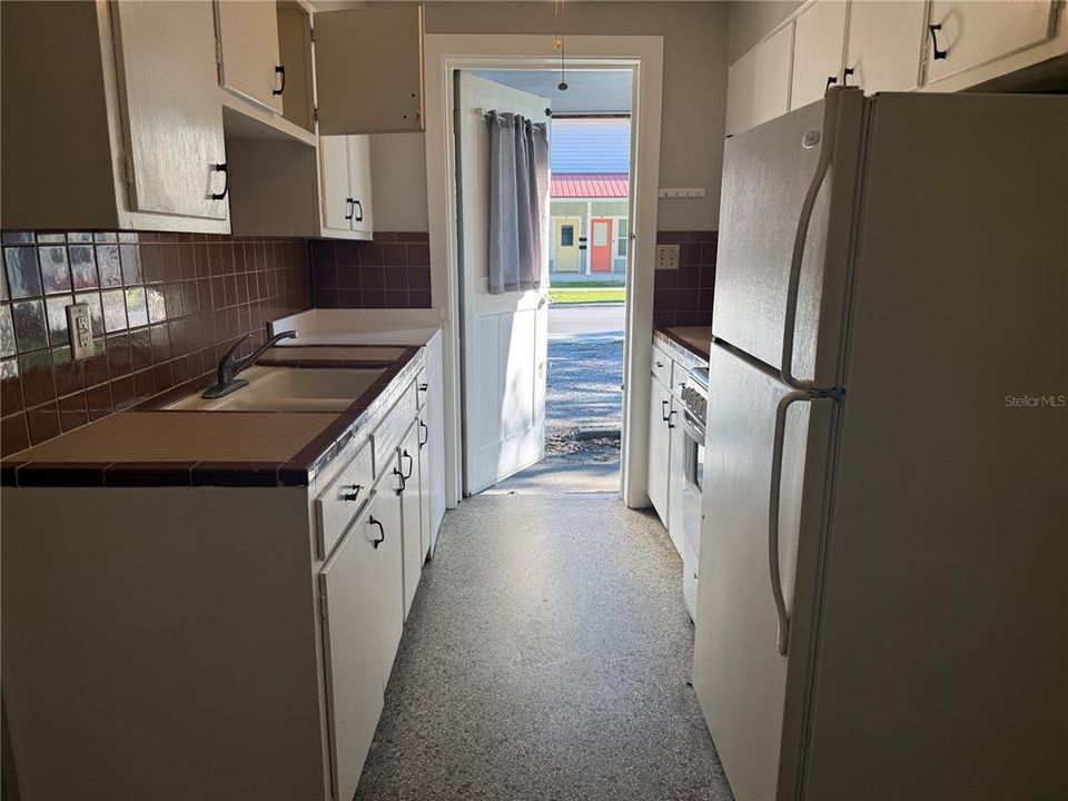 На продажу: $1,175,000 (0 спален, 0 ванн, 3300 Квадратных фут)