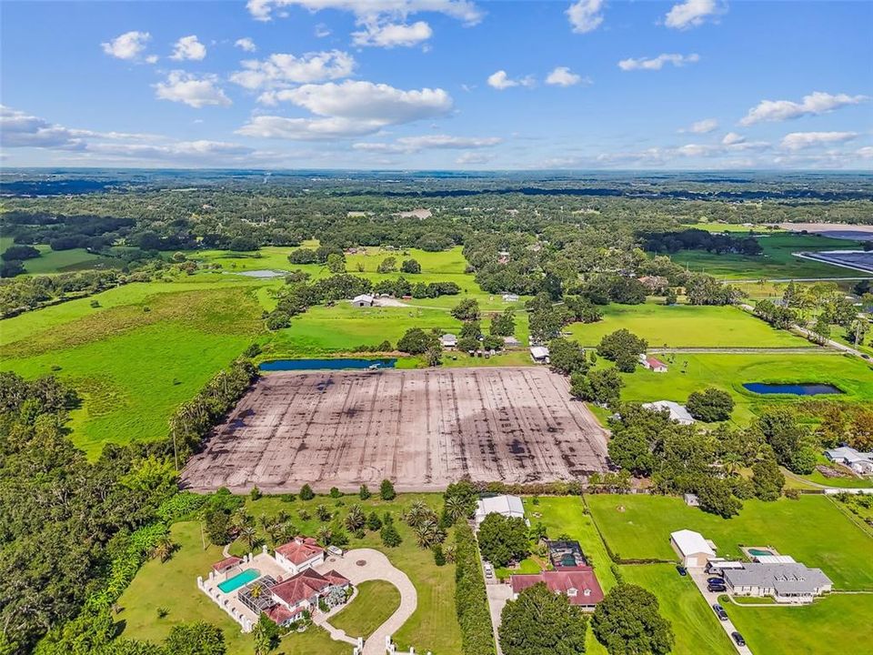 На продажу: $750,000 (10.00 acres)