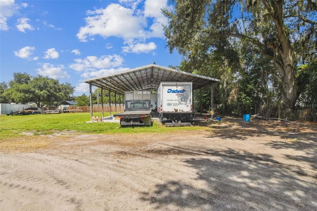 На продажу: $750,000 (10.00 acres)