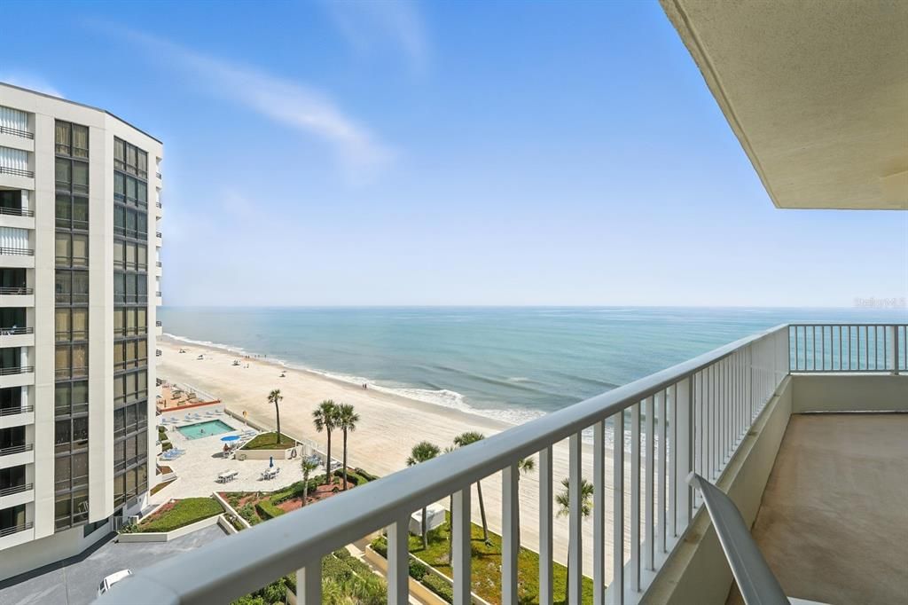 Active With Contract: $799,000 (3 beds, 2 baths, 1826 Square Feet)