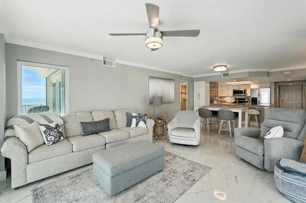 Active With Contract: $799,000 (3 beds, 2 baths, 1826 Square Feet)