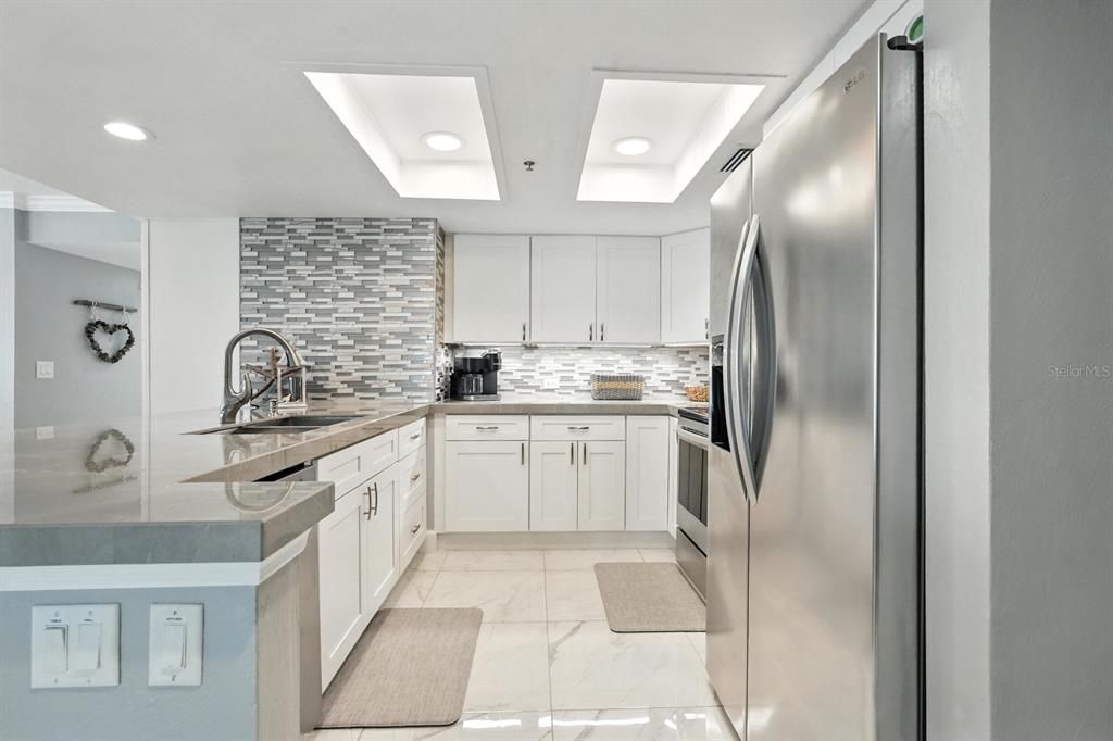 Active With Contract: $799,000 (3 beds, 2 baths, 1826 Square Feet)