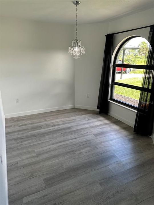 For Rent: $1,800 (2 beds, 2 baths, 1272 Square Feet)