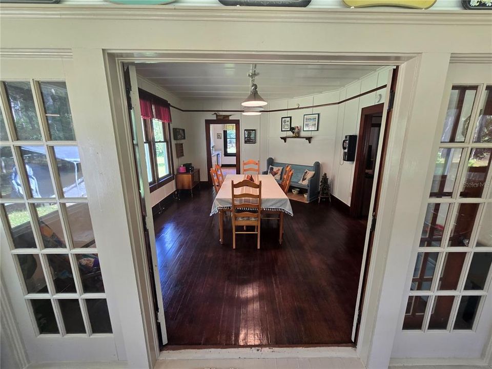 For Sale: $525,000 (3 beds, 2 baths, 2238 Square Feet)