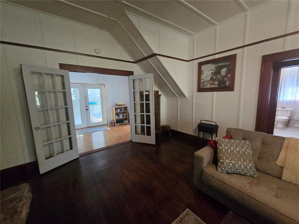 For Sale: $525,000 (3 beds, 2 baths, 2238 Square Feet)