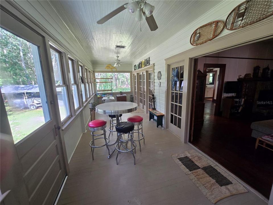 For Sale: $525,000 (3 beds, 2 baths, 2238 Square Feet)