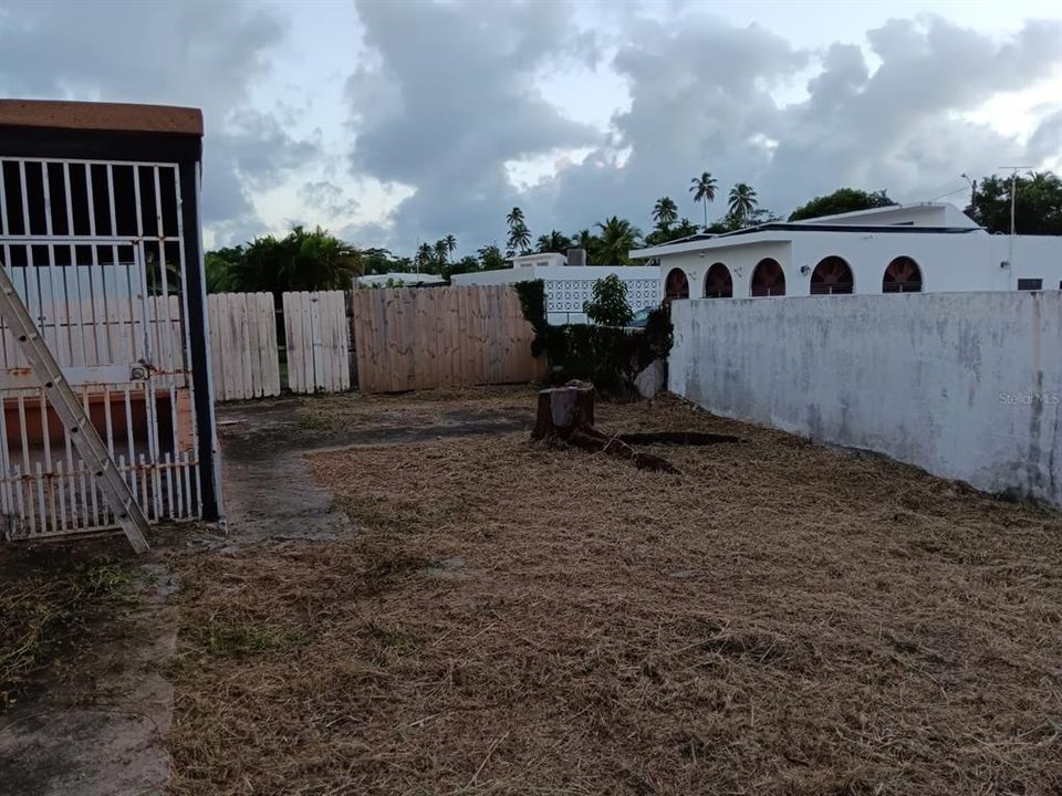 待售: $250,000 (3 贝兹, 2 浴室, 1144 平方英尺)