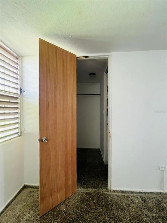 待售: $250,000 (3 贝兹, 2 浴室, 1144 平方英尺)