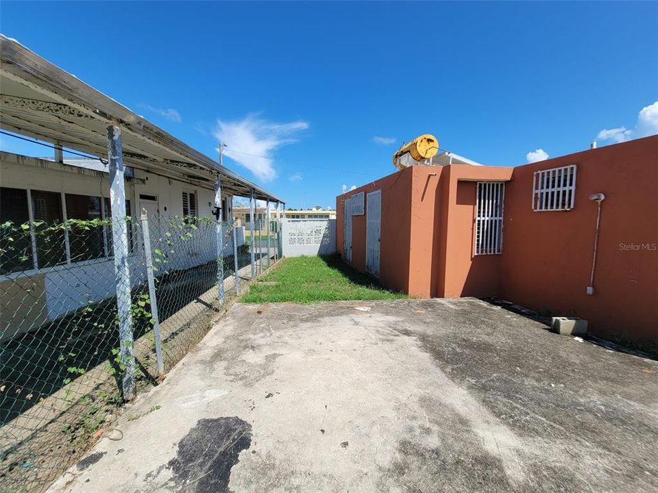 待售: $250,000 (3 贝兹, 2 浴室, 1144 平方英尺)