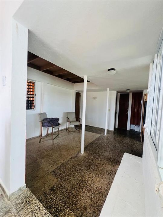 待售: $250,000 (3 贝兹, 2 浴室, 1144 平方英尺)