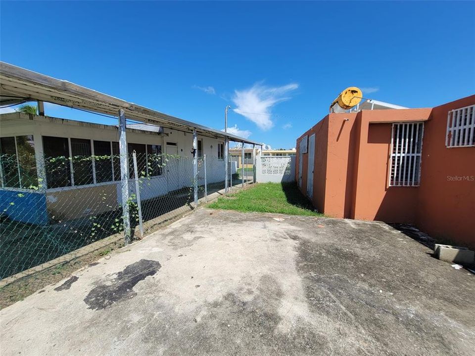 待售: $250,000 (3 贝兹, 2 浴室, 1144 平方英尺)