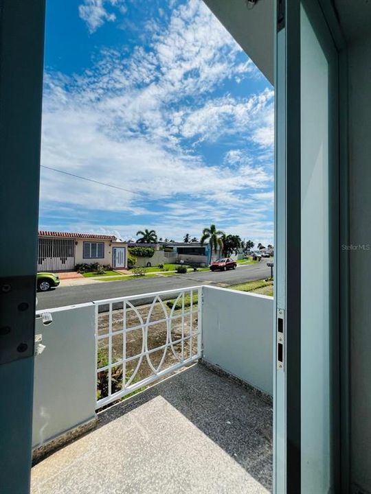 待售: $250,000 (3 贝兹, 2 浴室, 1144 平方英尺)