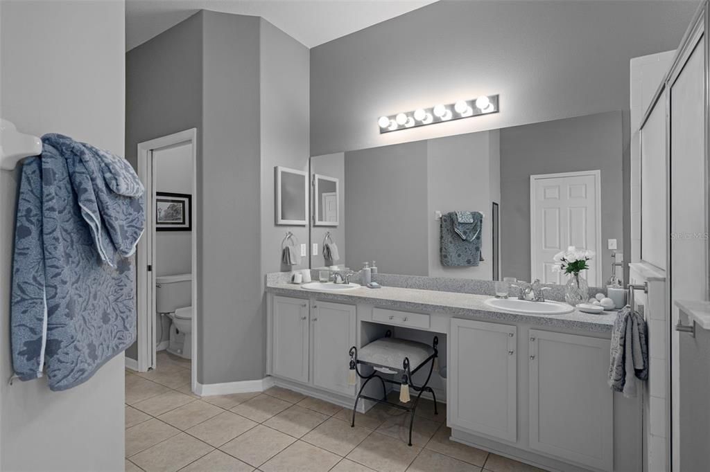 Active With Contract: $499,500 (4 beds, 3 baths, 2588 Square Feet)