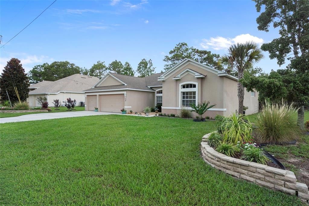 Active With Contract: $499,500 (4 beds, 3 baths, 2588 Square Feet)