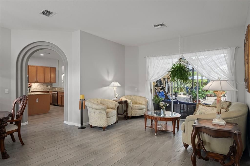 Active With Contract: $499,500 (4 beds, 3 baths, 2588 Square Feet)