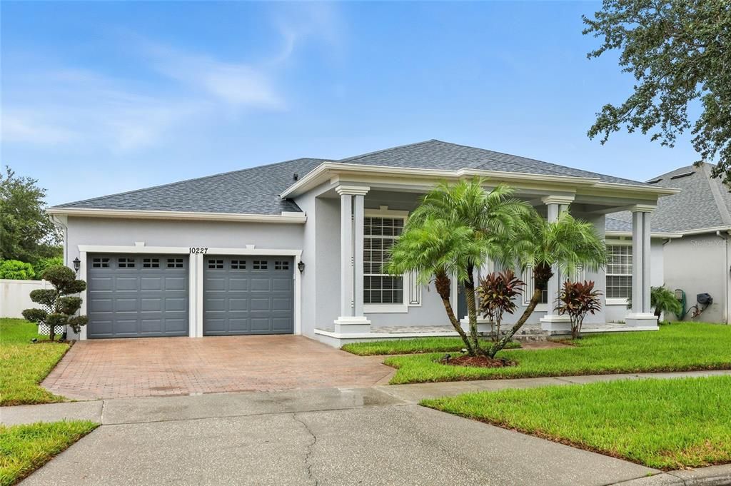 Под контрактом: $575,000 (4 спален, 3 ванн, 2640 Квадратных фут)