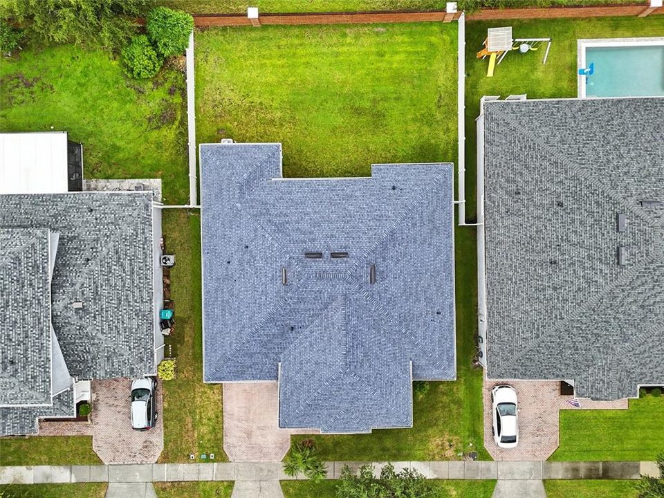 Под контрактом: $575,000 (4 спален, 3 ванн, 2640 Квадратных фут)