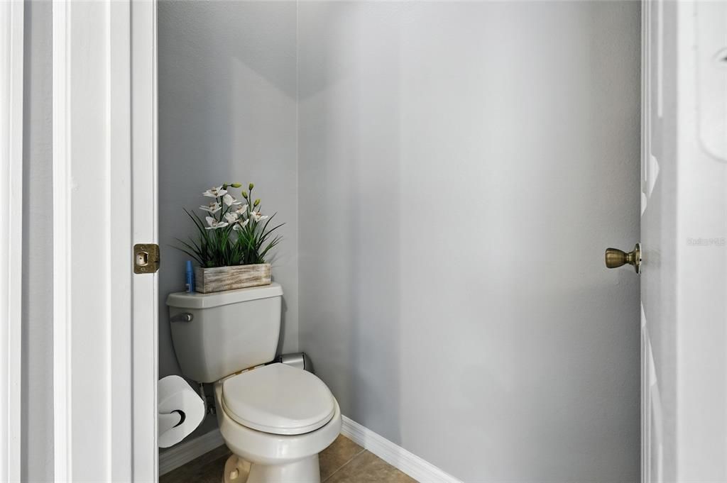 Под контрактом: $575,000 (4 спален, 3 ванн, 2640 Квадратных фут)