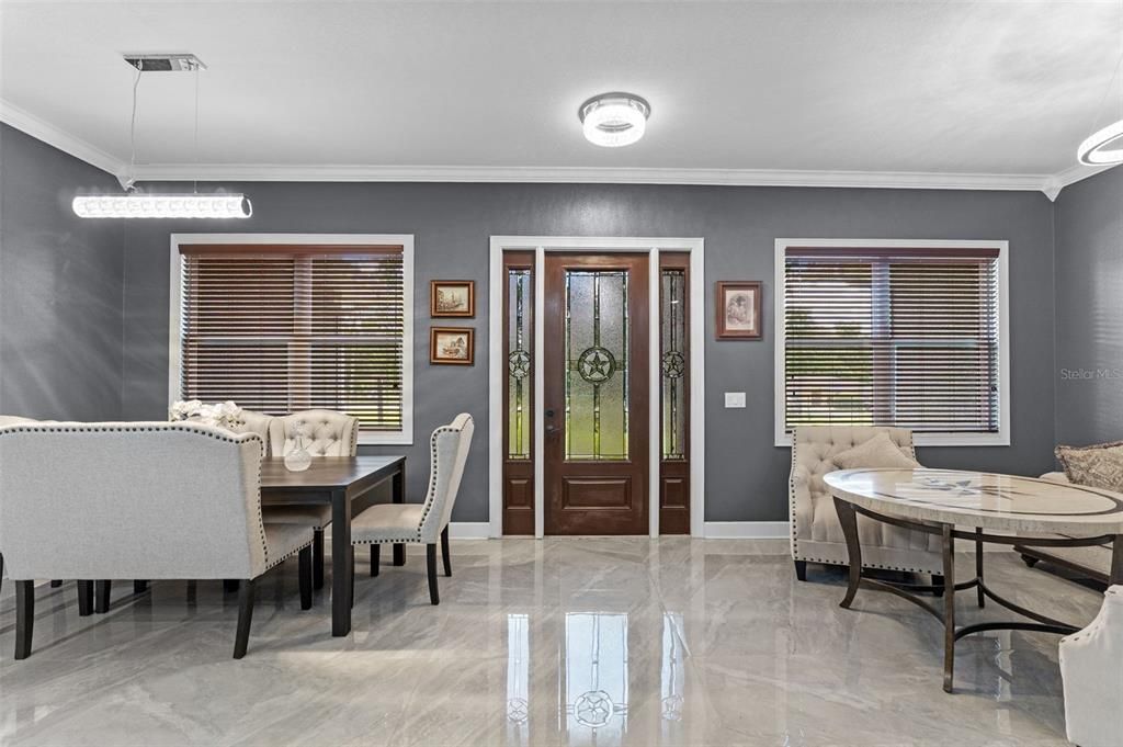 En Venta: $749,500 (4 camas, 2 baños, 1890 Pies cuadrados)