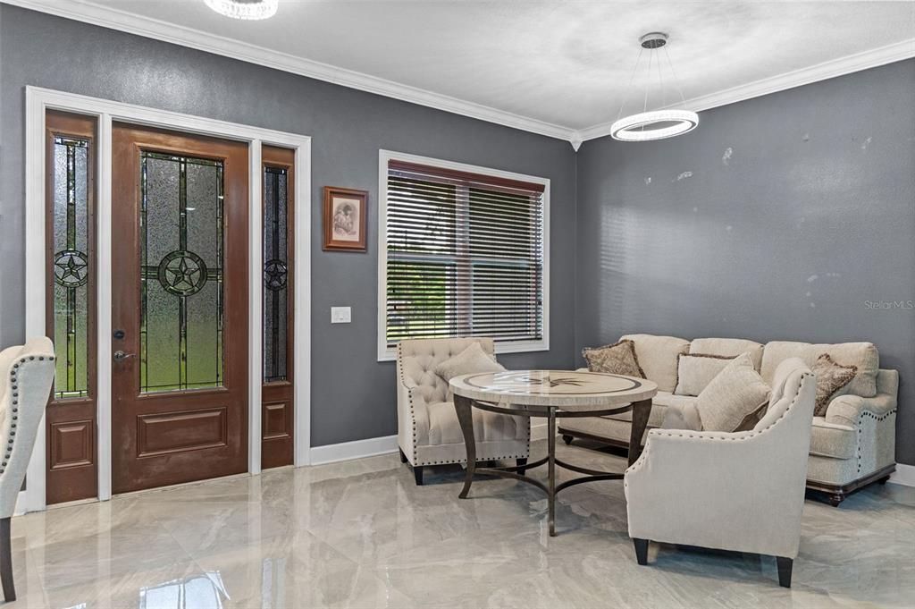 En Venta: $749,500 (4 camas, 2 baños, 1890 Pies cuadrados)