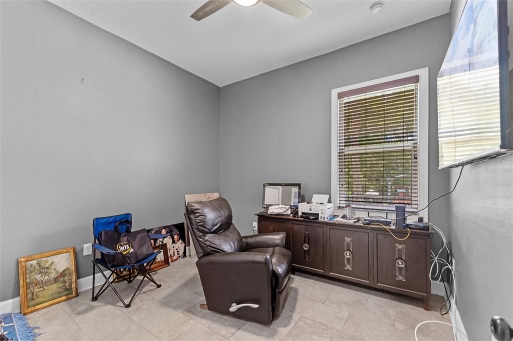 En Venta: $749,500 (4 camas, 2 baños, 1890 Pies cuadrados)