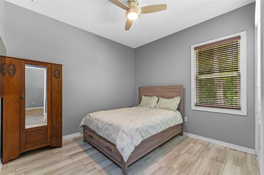 En Venta: $749,500 (4 camas, 2 baños, 1890 Pies cuadrados)