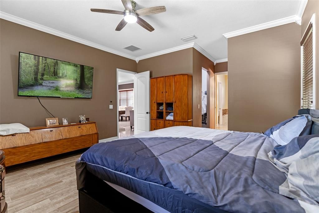 En Venta: $749,500 (4 camas, 2 baños, 1890 Pies cuadrados)