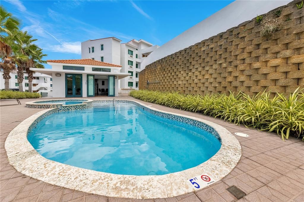 В аренду: $3,400 (2 спален, 2 ванн, 1346 Квадратных фут)