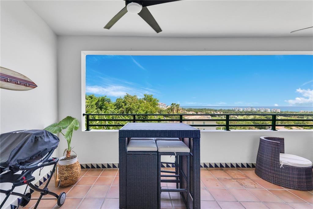 В аренду: $3,400 (2 спален, 2 ванн, 1346 Квадратных фут)