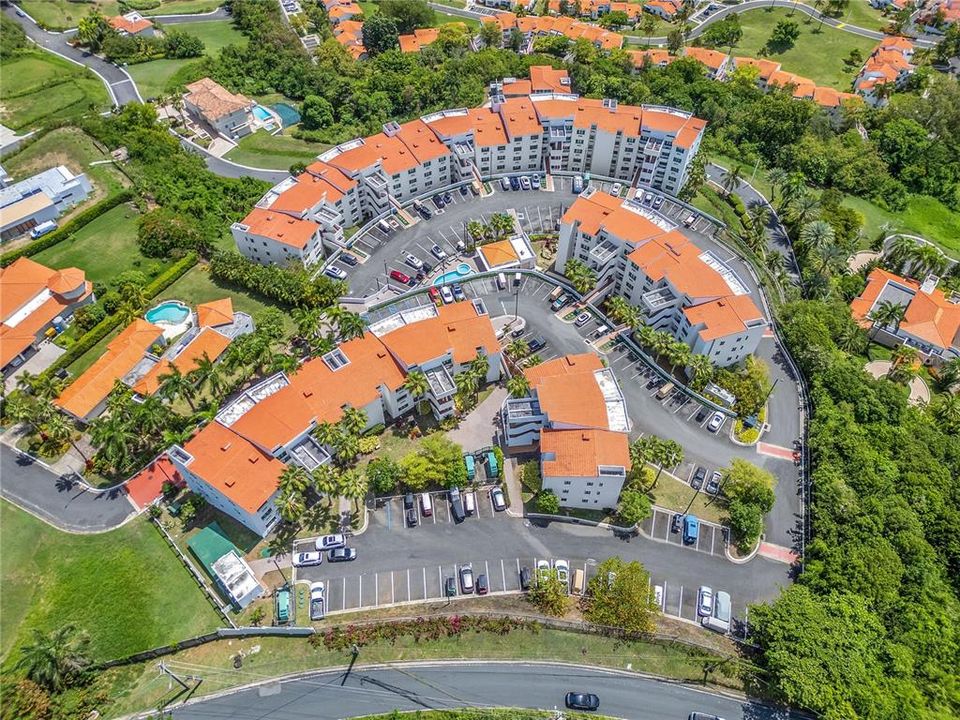 В аренду: $3,400 (2 спален, 2 ванн, 1346 Квадратных фут)