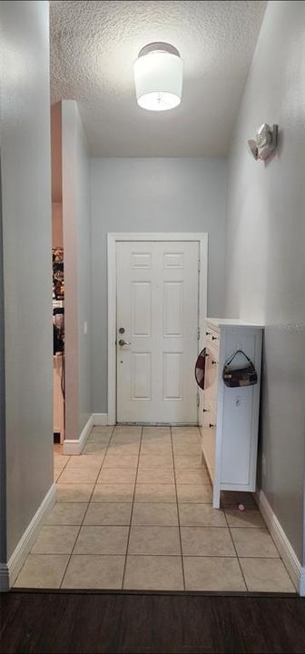 For Sale: $300,000 (4 beds, 2 baths, 1528 Square Feet)