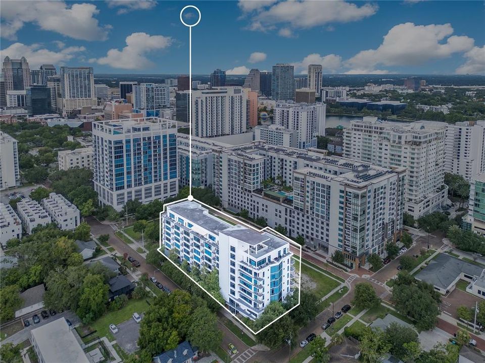 For Sale: $355,000 (2 beds, 2 baths, 1268 Square Feet)