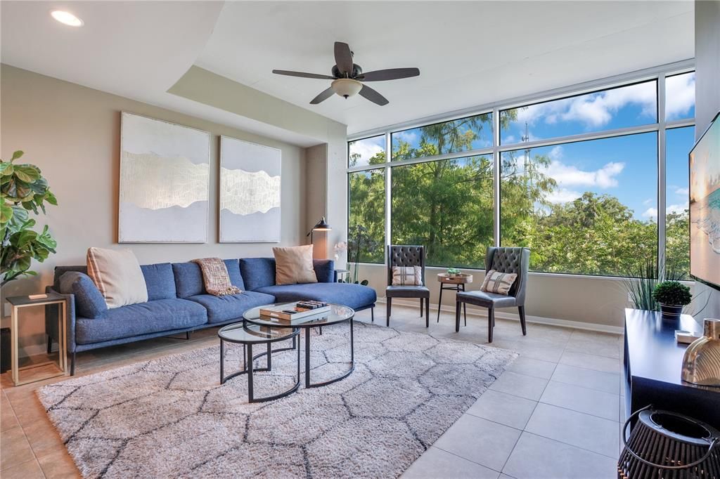 For Sale: $355,000 (2 beds, 2 baths, 1268 Square Feet)