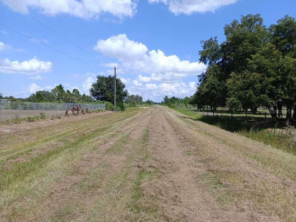 For Sale: $330,000 (3 beds, 2 baths, 1456 Square Feet)