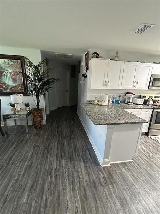 For Sale: $275,000 (3 beds, 2 baths, 1350 Square Feet)