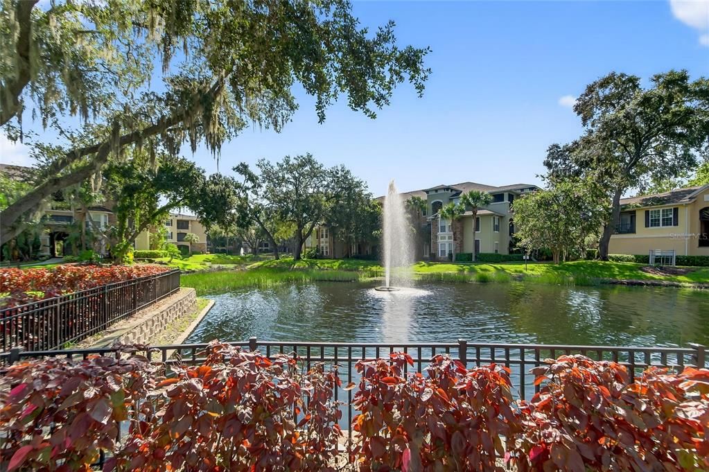 Active With Contract: $1,850 (2 beds, 2 baths, 1045 Square Feet)