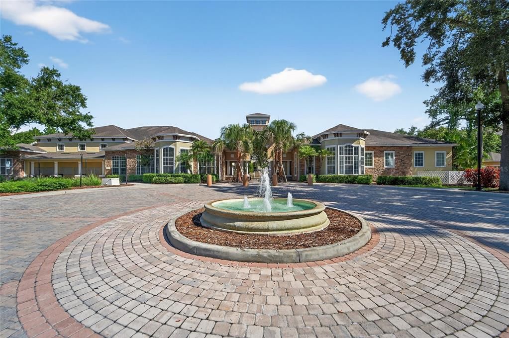 Active With Contract: $1,850 (2 beds, 2 baths, 1045 Square Feet)