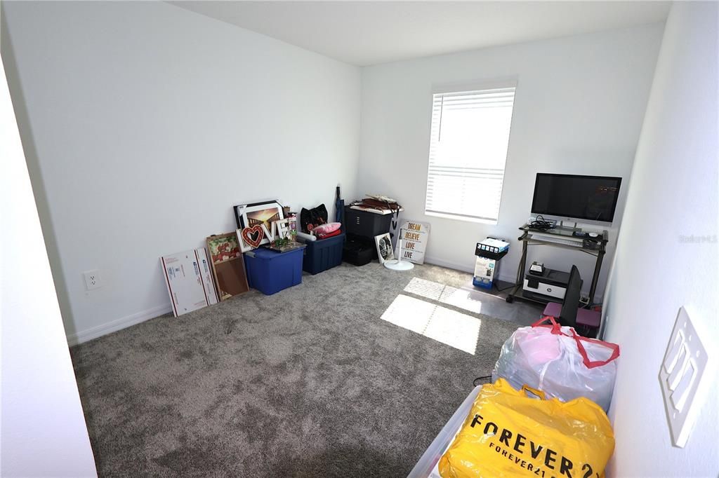 Active With Contract: $1,900 (4 beds, 2 baths, 1879 Square Feet)