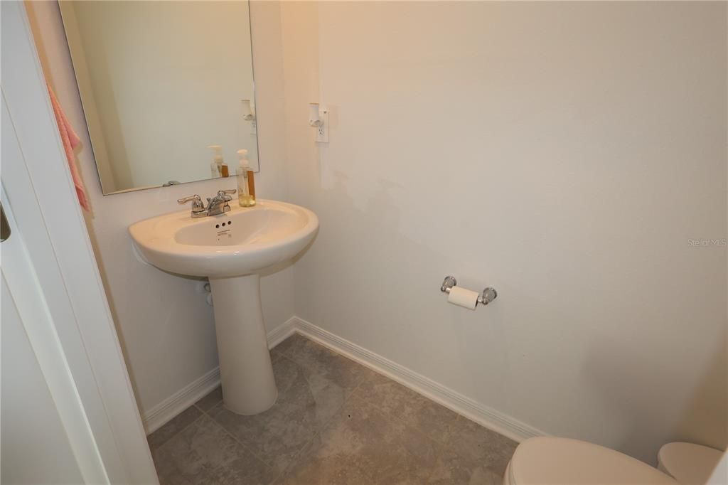 Active With Contract: $1,900 (4 beds, 2 baths, 1879 Square Feet)