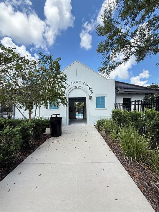 For Sale: $319,900 (3 beds, 2 baths, 1634 Square Feet)