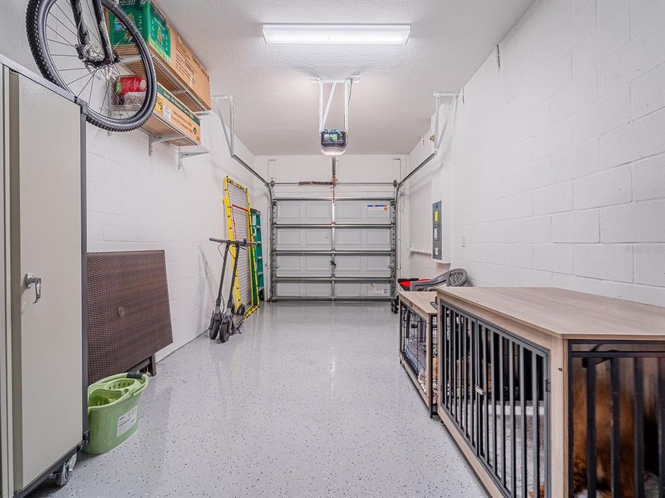 For Sale: $319,900 (3 beds, 2 baths, 1634 Square Feet)