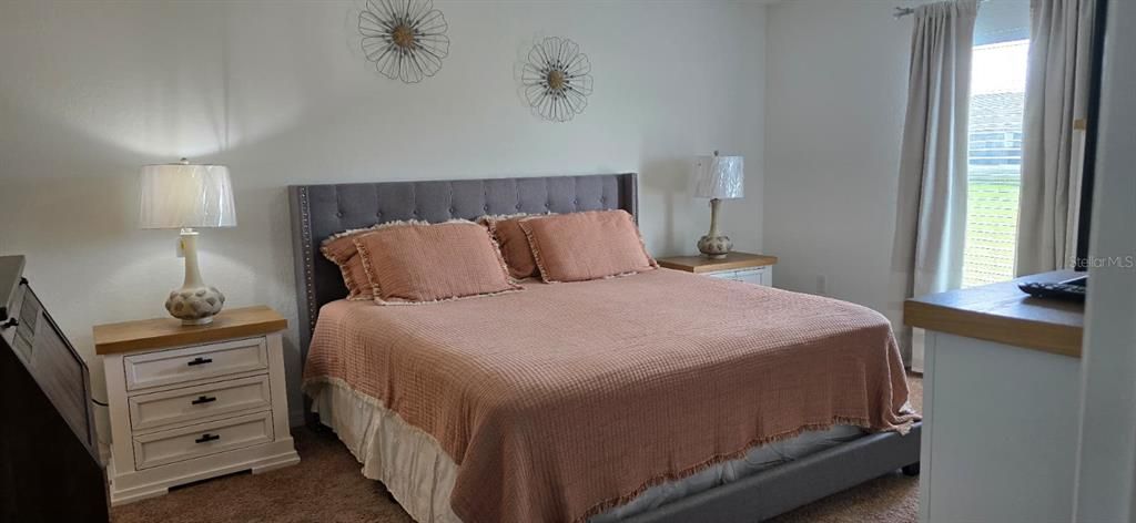 For Sale: $329,999 (4 beds, 2 baths, 1849 Square Feet)