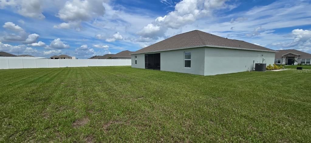 For Sale: $329,999 (4 beds, 2 baths, 1849 Square Feet)