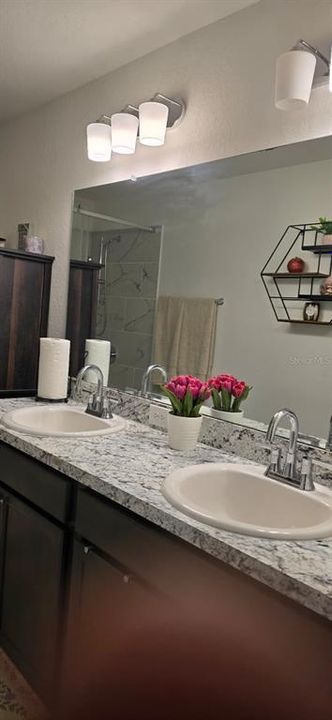 For Sale: $329,999 (4 beds, 2 baths, 1849 Square Feet)