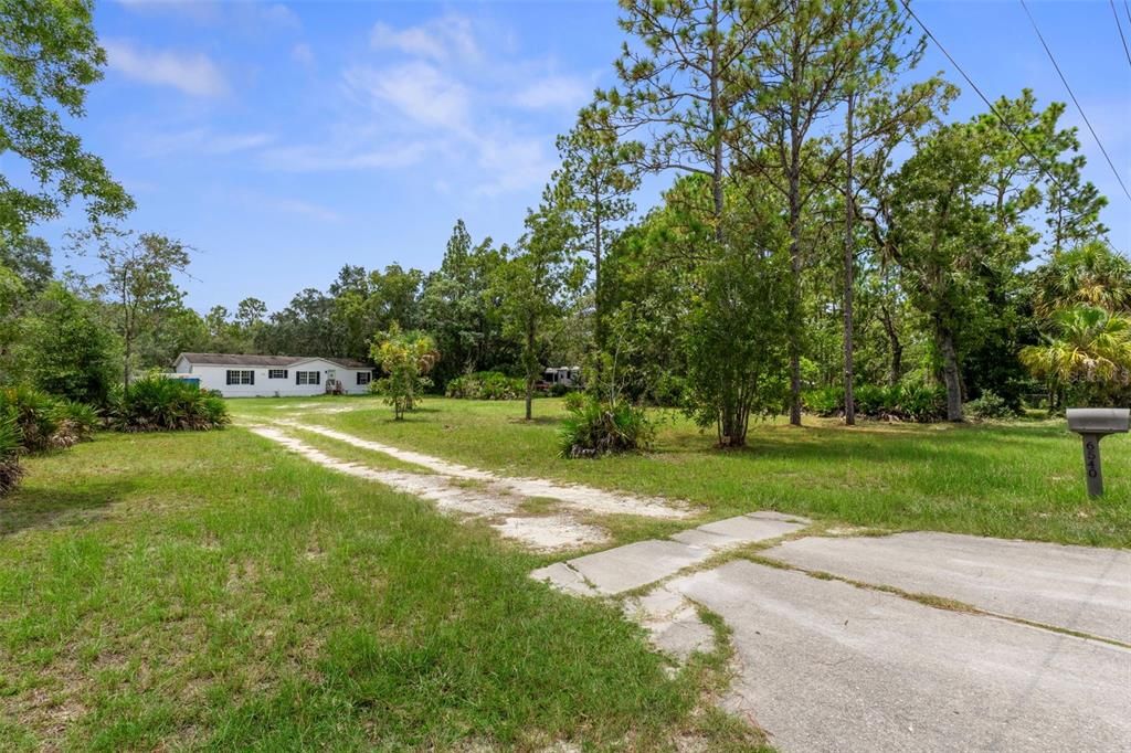 合同活跃: $245,000 (3 贝兹, 2 浴室, 1512 平方英尺)