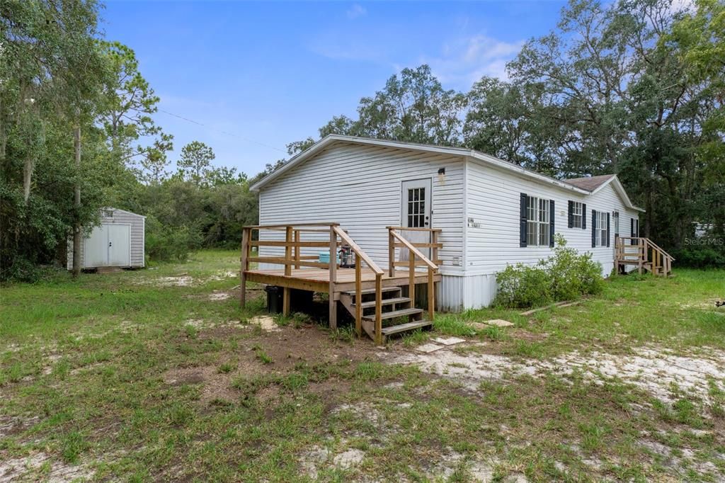 合同活跃: $245,000 (3 贝兹, 2 浴室, 1512 平方英尺)